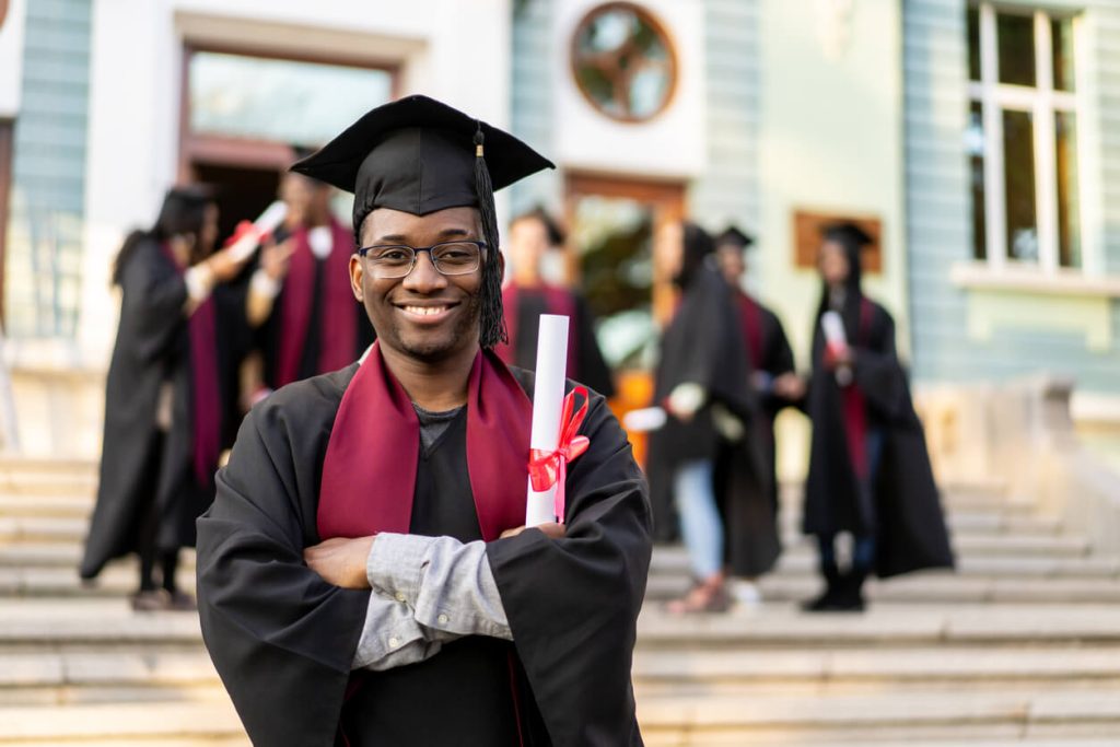 Access to Federal Financial Aid and Scholarships